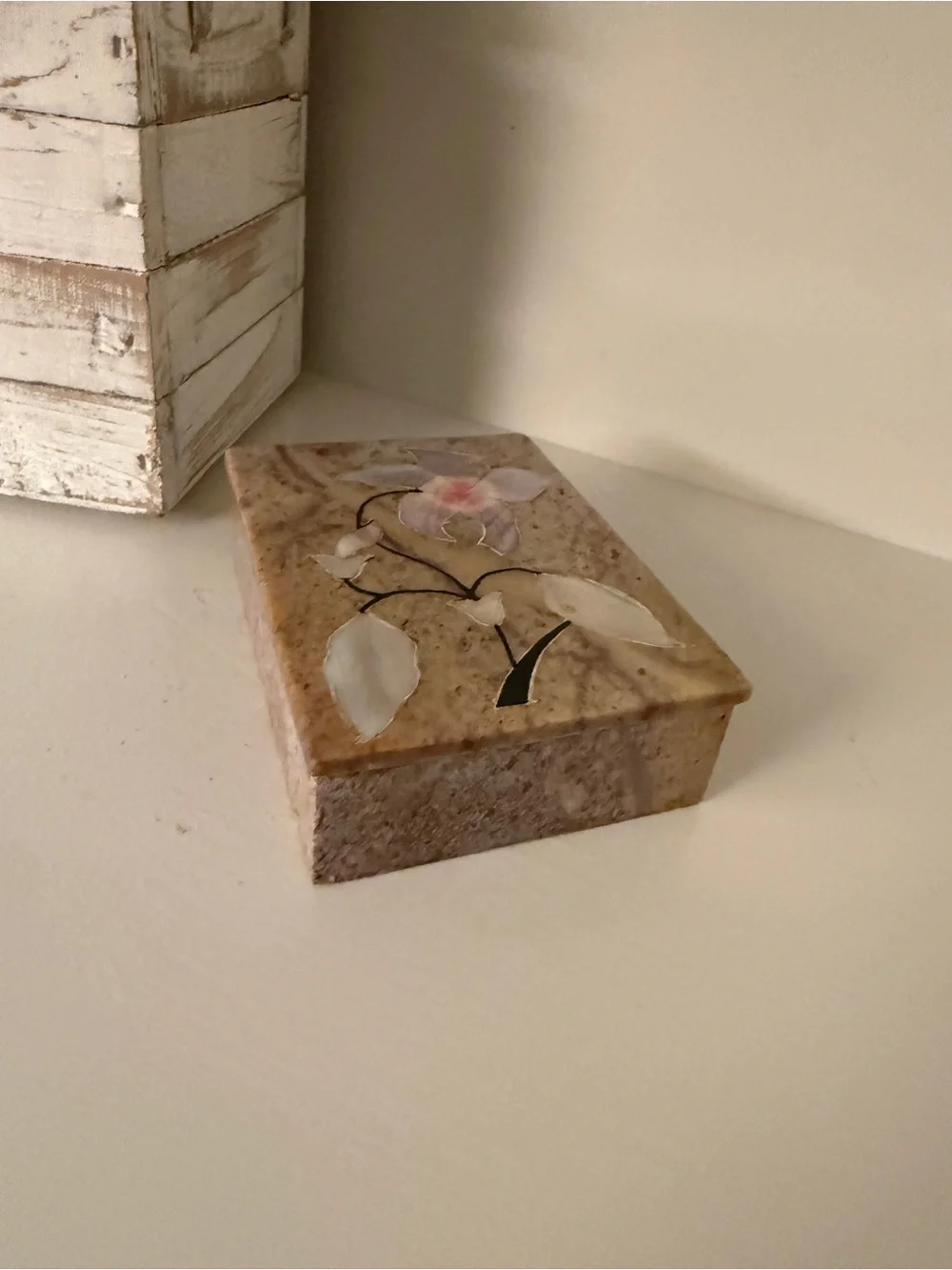 Vintage Soapstone Trinket Box Mother of Pearl Floral Inlay with Lid